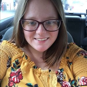 Meet your Posher, Kara